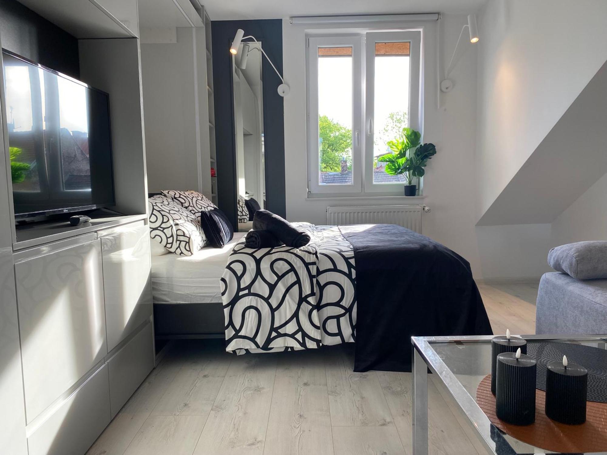 Lovers' Loft Apartment In Krakow - Orawska 7 Экстерьер фото