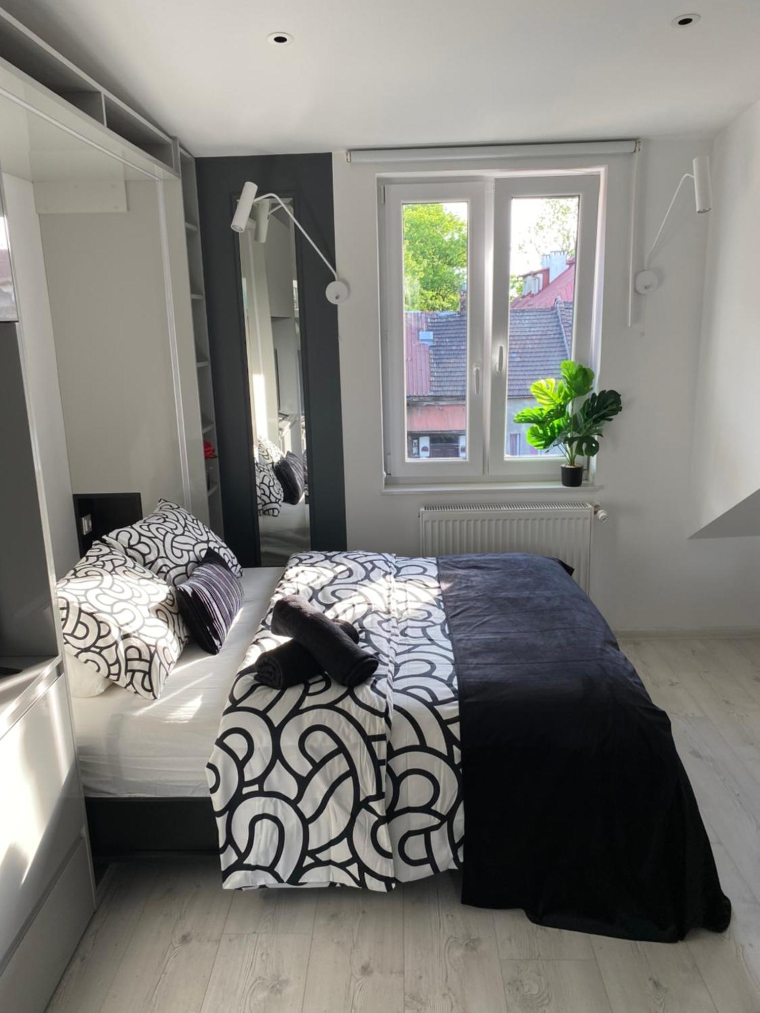 Lovers' Loft Apartment In Krakow - Orawska 7 Экстерьер фото
