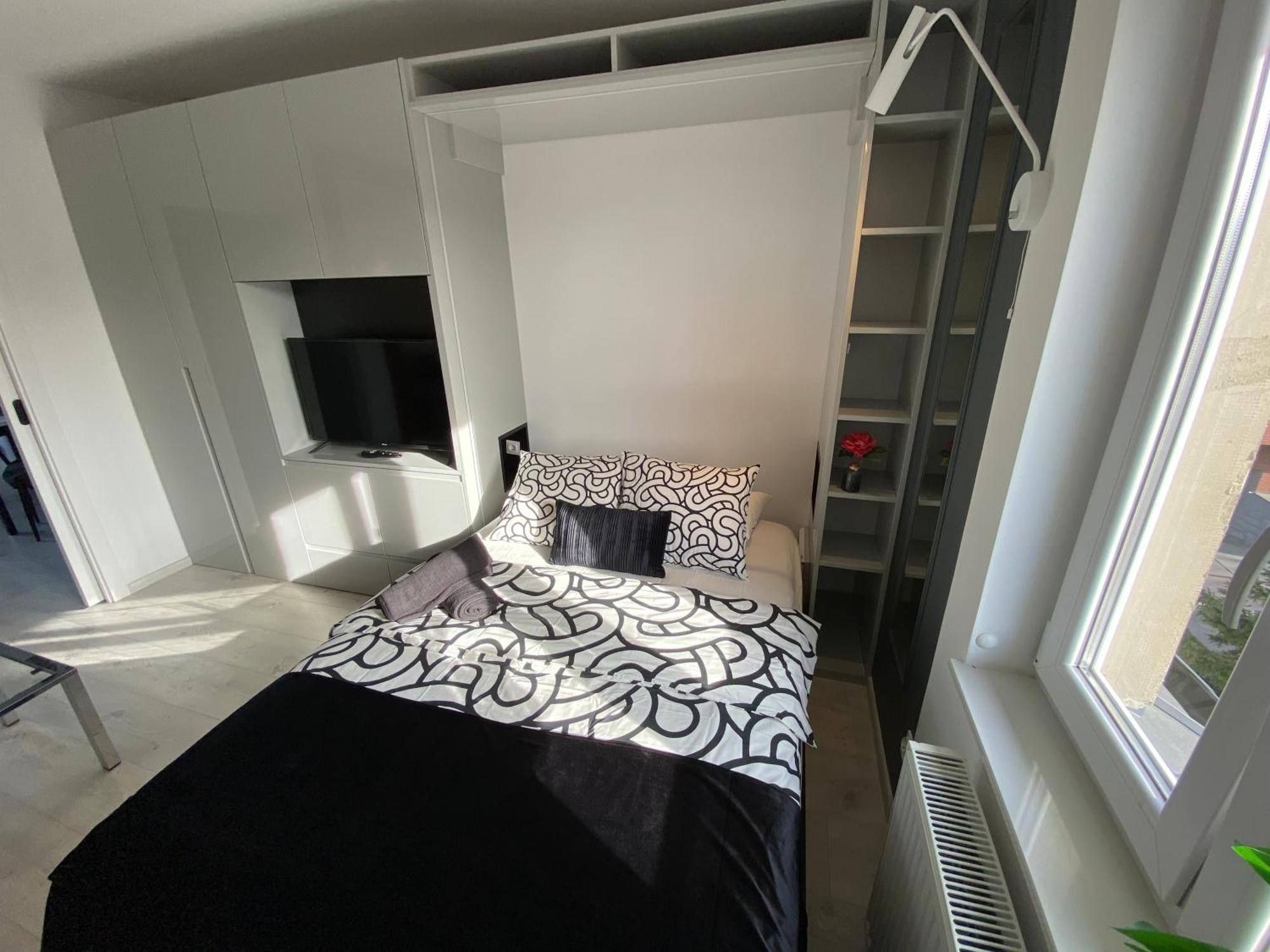 Lovers' Loft Apartment In Krakow - Orawska 7 Экстерьер фото