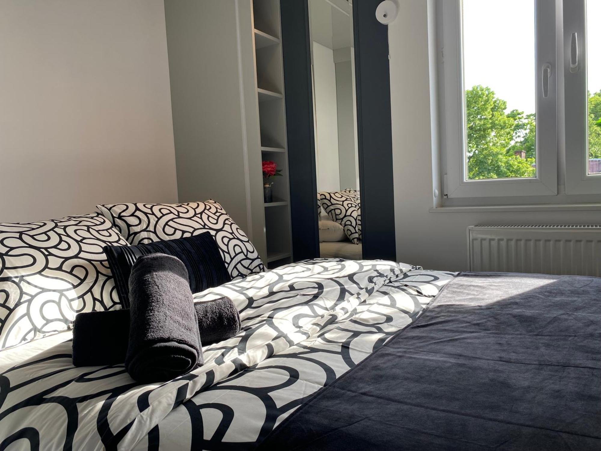 Lovers' Loft Apartment In Krakow - Orawska 7 Экстерьер фото